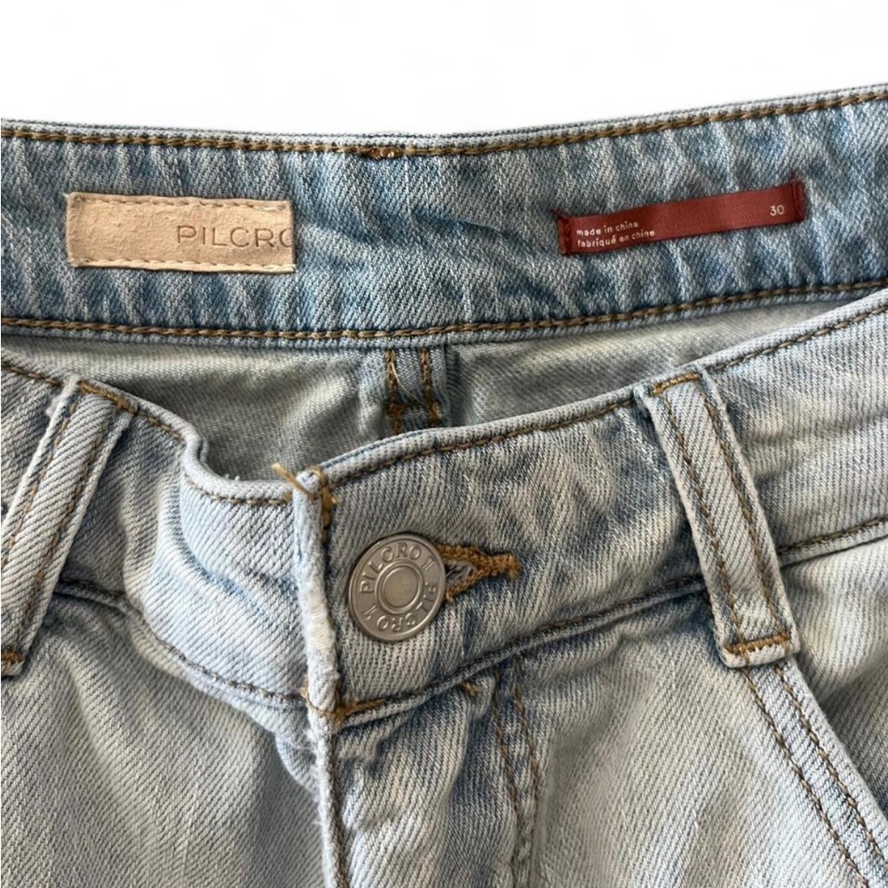 Pilcro and the Letterpress Anthropologie Distressed High-Waisted LightWash Short - Picture 3 of 7